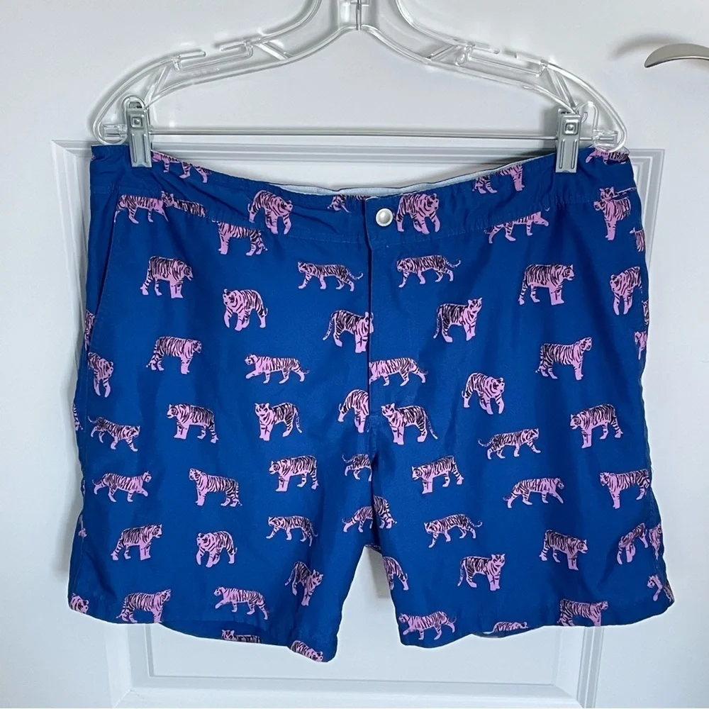 BONOBOS Banzai 7-inch Swim Trunks In Le Tigre Print Blue Pink - 35434